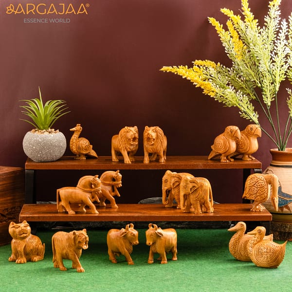 SHA01-10 Pure Sandalwood Khiloney