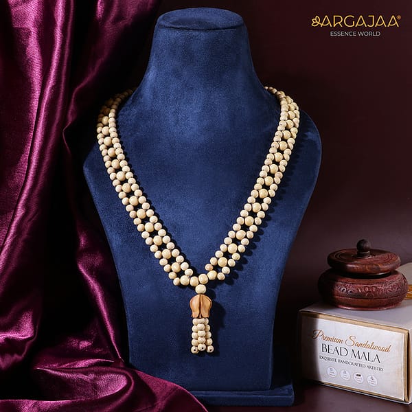 Sandalwood Necklace (2)
